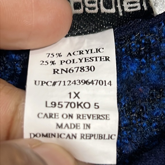 Cathy Daniels Women’s Blue & White Floral Accent Zip Front Cardigan - Size 1x - Picture 6 of 6